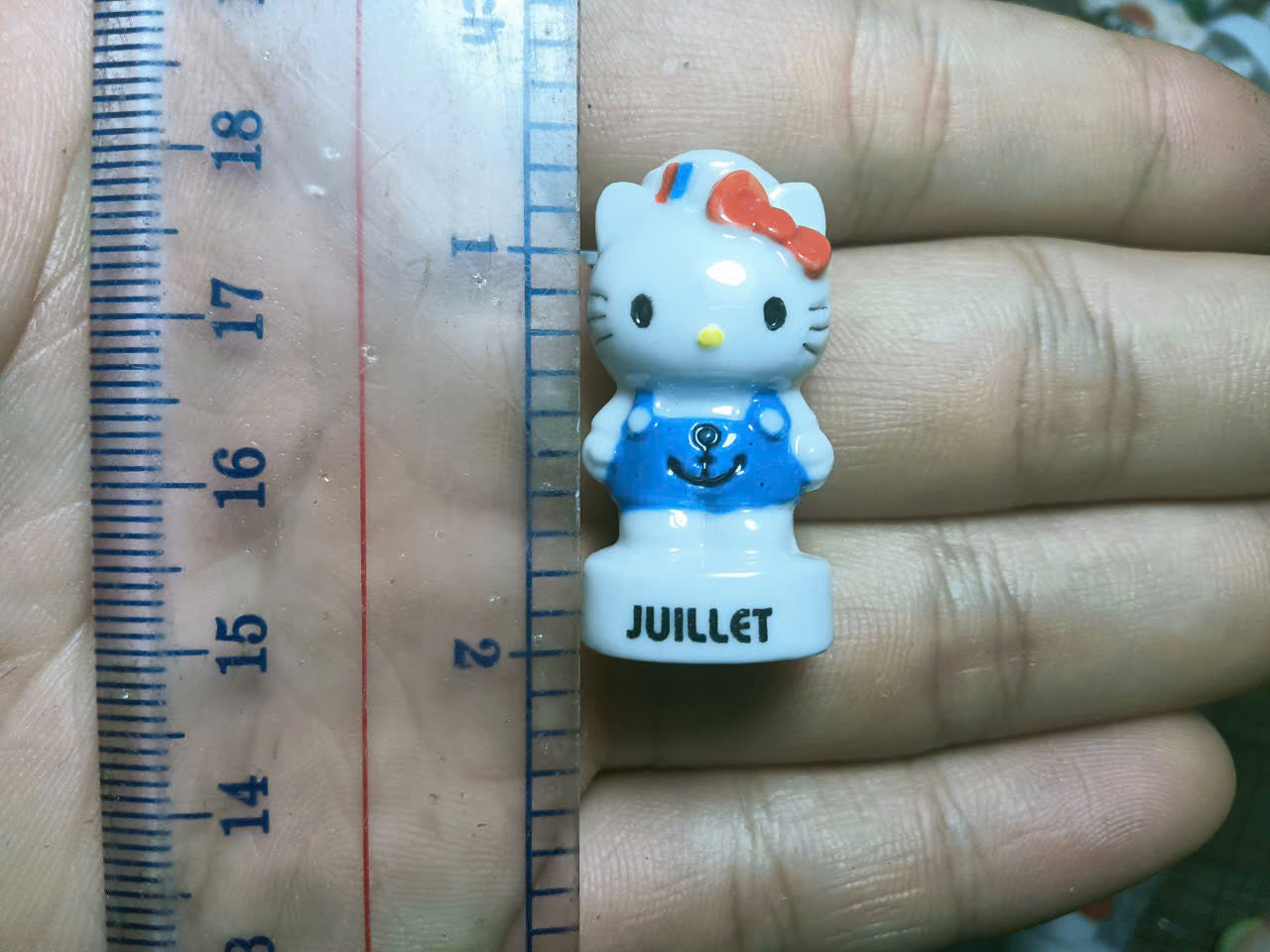 French Fève Miniature Porcelain Hello Kitty Figurine – Individual Collectible Sanrio Zodiac & Calendar King Cake Charm