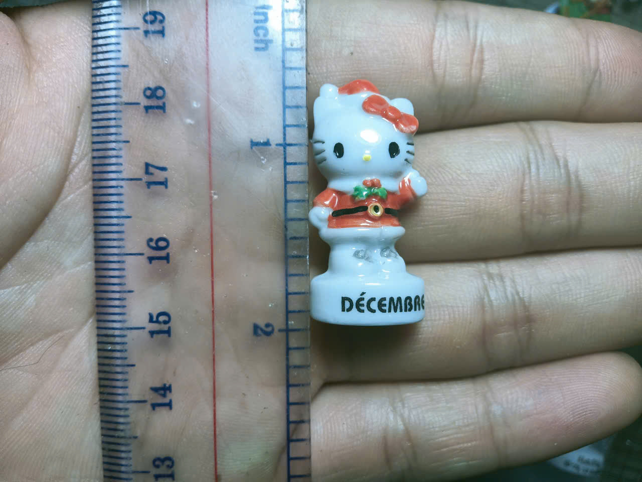 French Fève Miniature Porcelain Hello Kitty Figurine – Individual Collectible Sanrio Zodiac & Calendar King Cake Charm