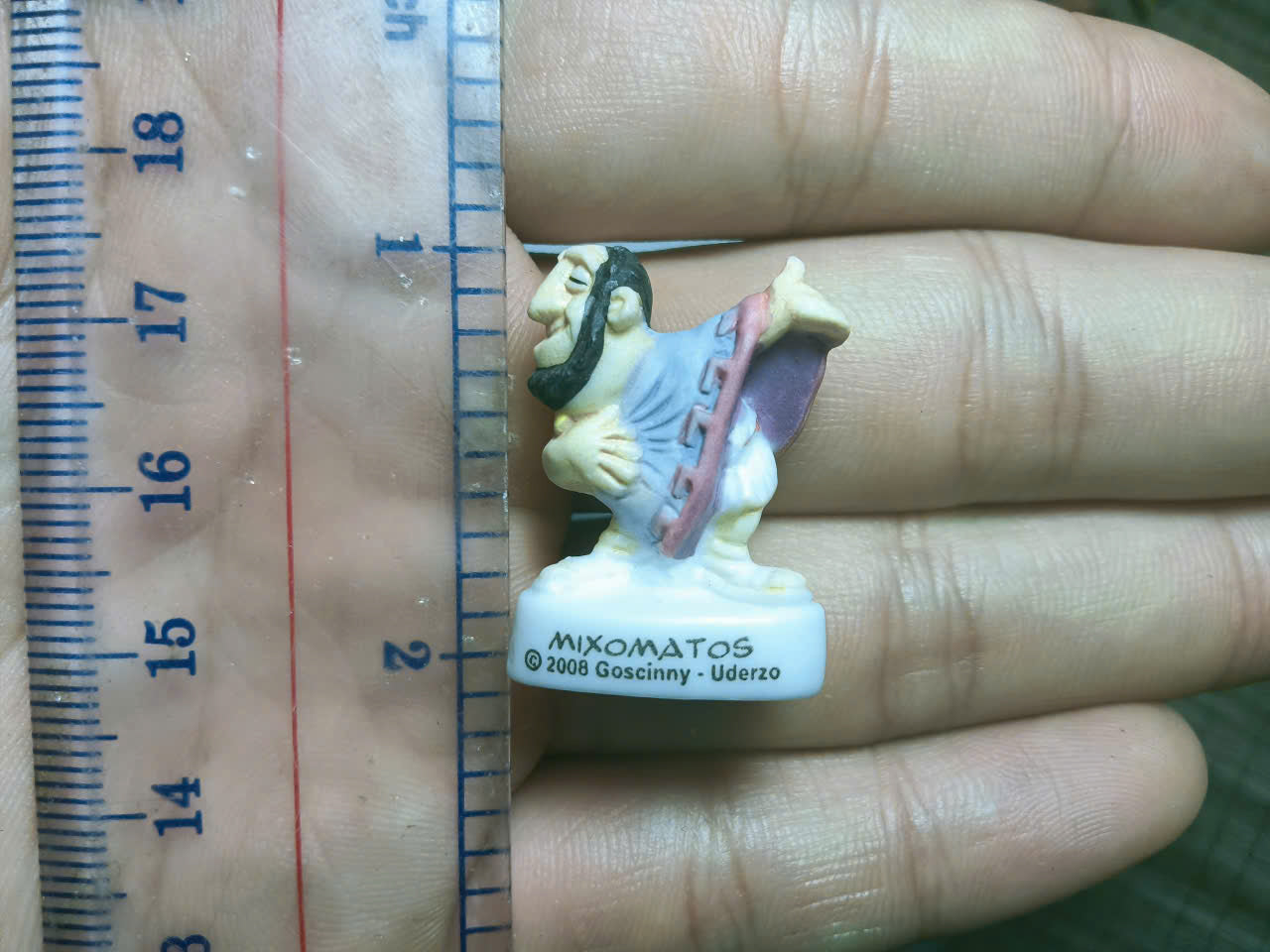 [Pick Your Own] Vintage French Fèves Porcelain Asterix & Obelix – Miniature Comic Book Characters