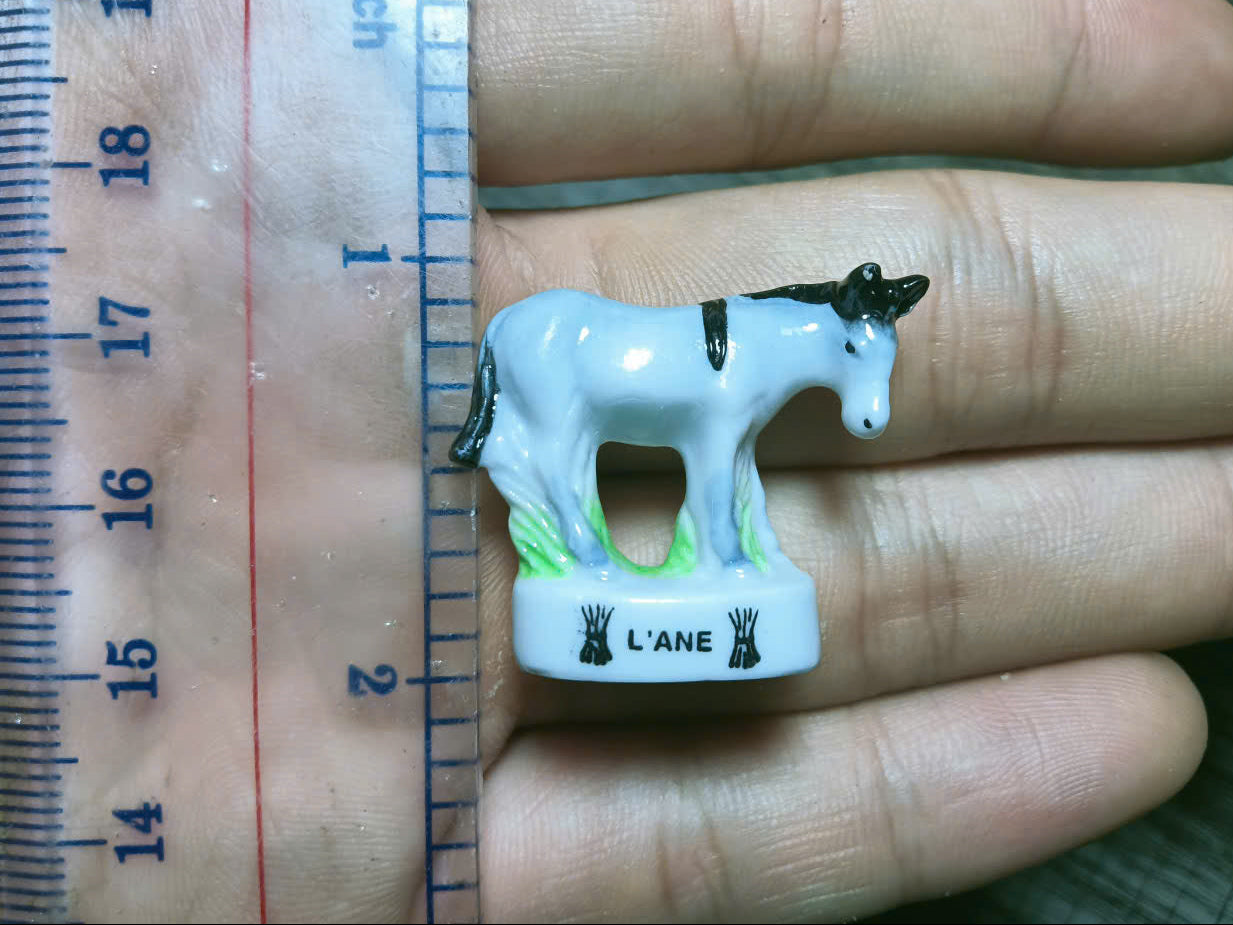French Fève Miniature Porcelain Figurine – Individual Collectible Arabian Horse, Norwegian Pony, Lucky Luke Jolly Jumper & Unicorn King Cake Charm