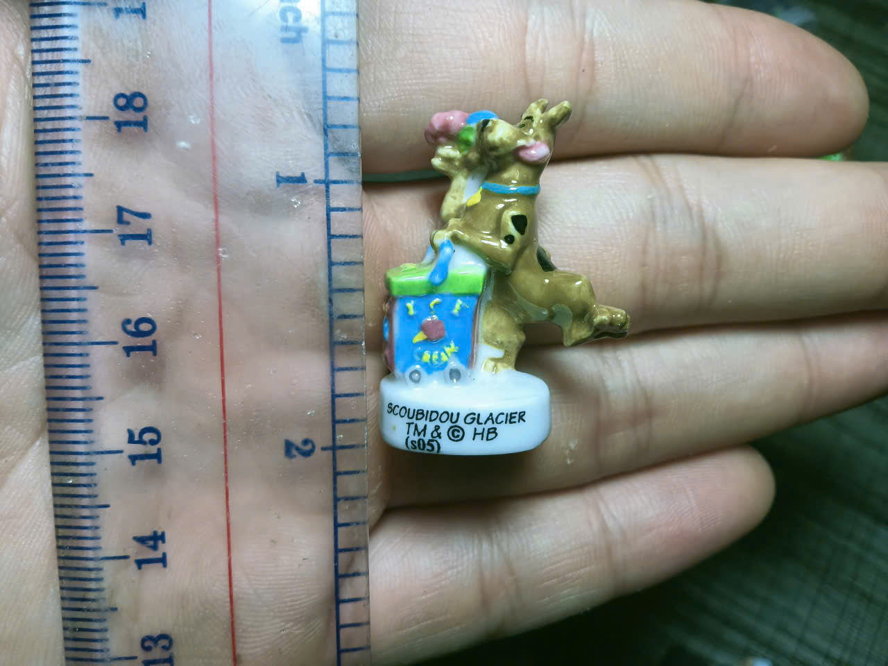 French Fève Miniature Porcelain Figurine – Individual Collectible Scooby-Doo, Boule & Bill, Disney Cocker Spaniel King Cake Charm