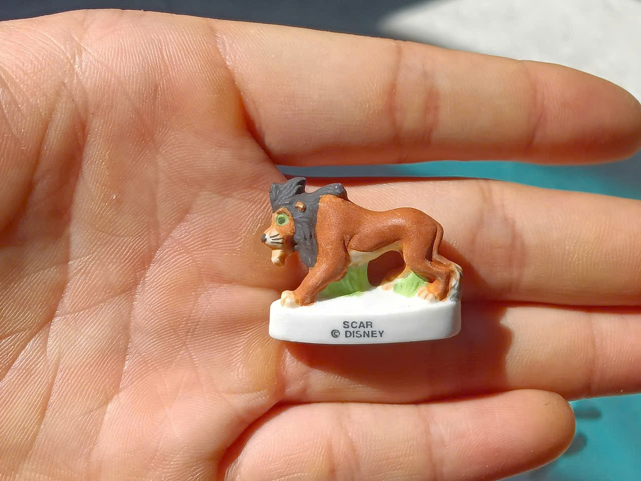 Disney The Lion King Vintage Porcelain Feves - Collectible Ceramic Figurines (Choose Your Character)