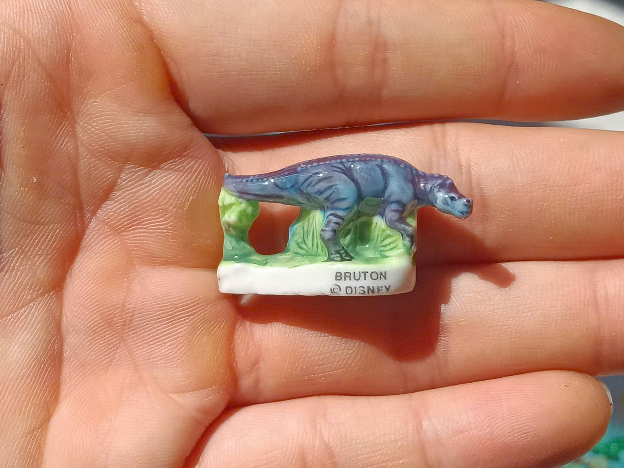 Disney Dinosaur 2000 Vintage Porcelain Feves - Collectible Ceramic Figurines (Choose Your Character)