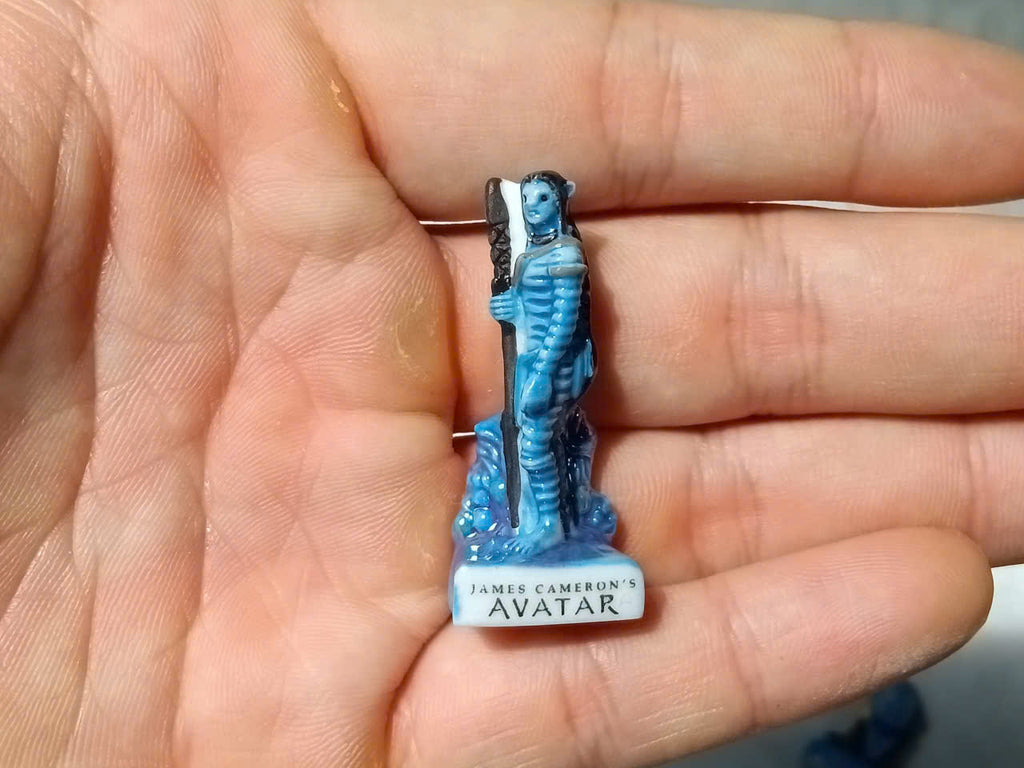 French Porcelain Fèves Vintage James Cameron's AVATAR Movie Figurines – Miniature Ceramic Na'vi Jake Sully Neytiri Charms