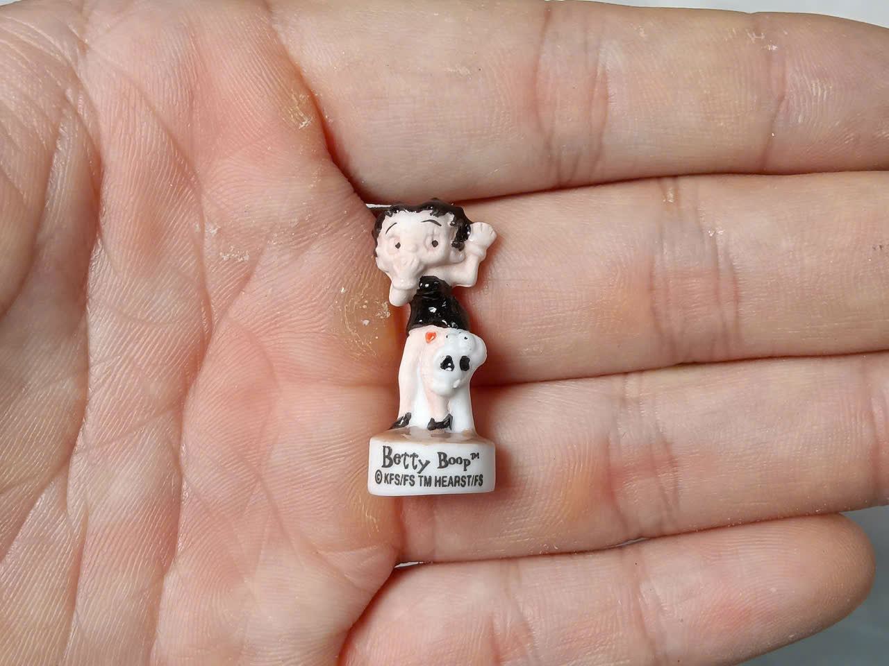 French Porcelain Fèves Vintage Betty Boop Figurines – Miniature Ceramic Glamour Retro Cartoon Charms