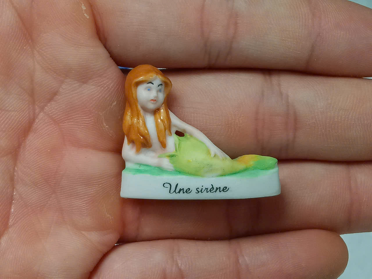 French Porcelain Fèves Vintage Princess & Prince Figurines – Miniature Ceramic Disney Fairytale Charms Cendrillon Tiana Mulan Belle