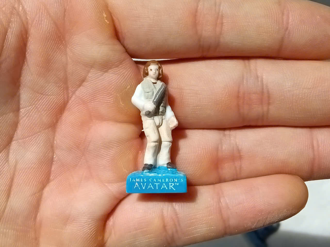 French Porcelain Fèves Vintage James Cameron's AVATAR Movie Figurines – Miniature Ceramic Na'vi Jake Sully Neytiri Charms