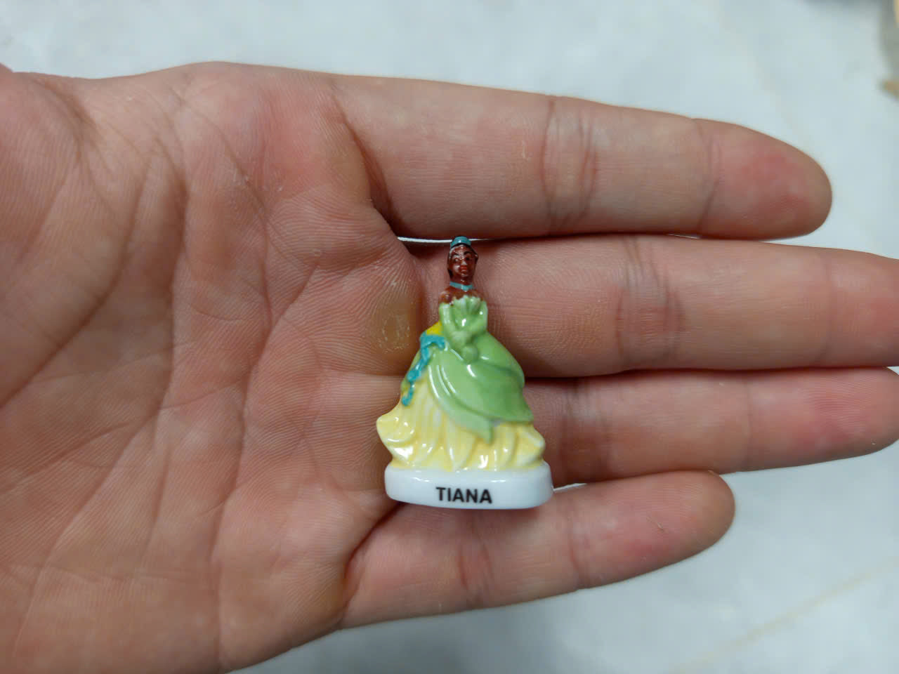 French Porcelain Fèves Vintage Princess & Prince Figurines – Miniature Ceramic Disney Fairytale Charms Cendrillon Tiana Mulan Belle