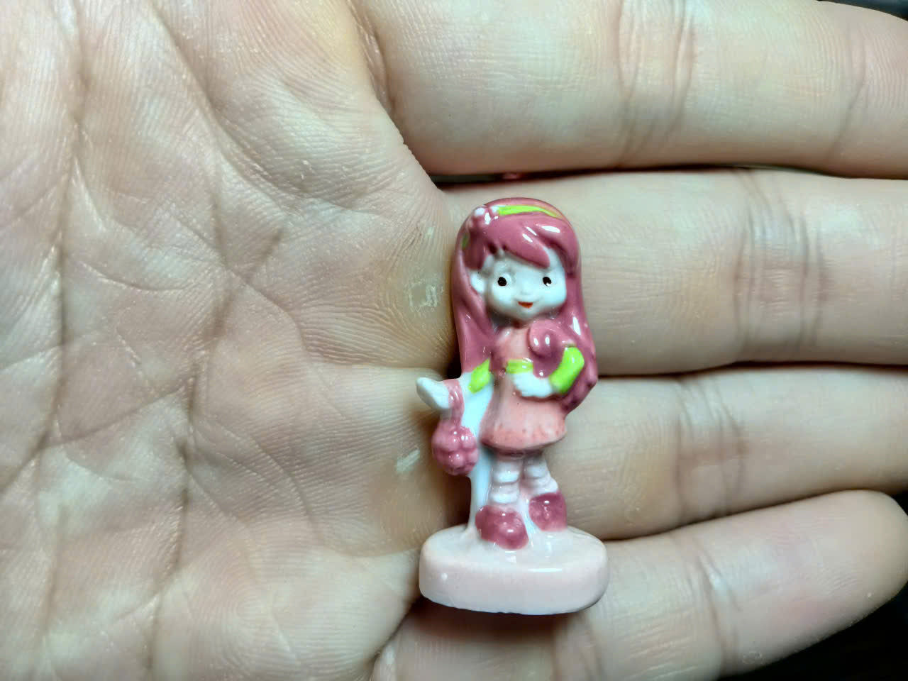 French Porcelain Fèves Vintage Strawberry Shortcake Figurines – Miniature Ceramic Charms Charlotte aux Fraises Custard Pupcake