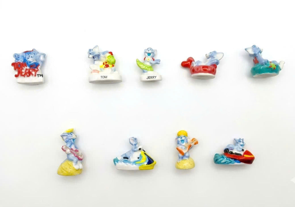 French Porcelain Fèves Vintage Tom and Jerry Summer Beach Figurines – Miniature Ceramic Cartoon Charms Hawaiian Vacation Surfing