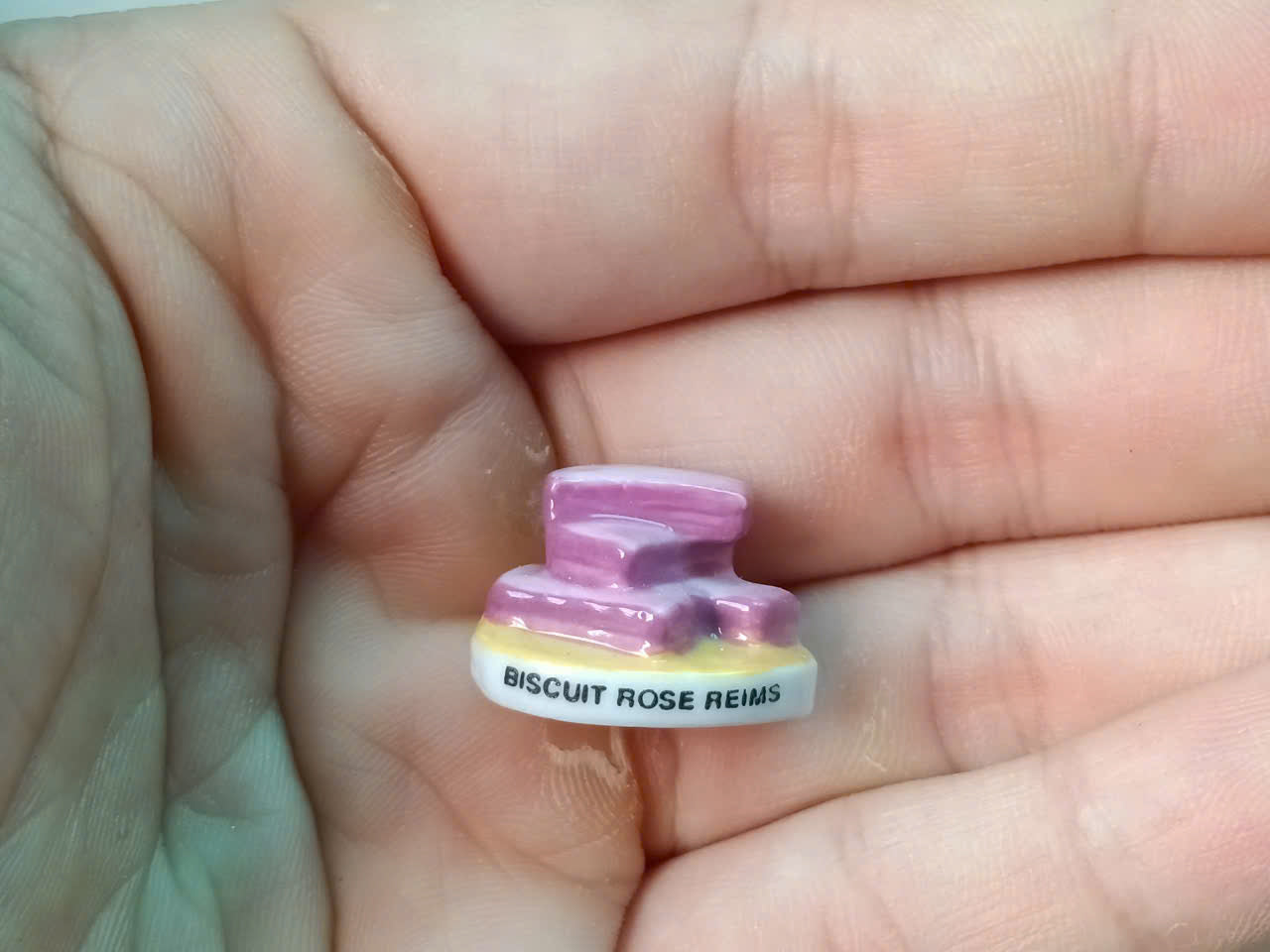 Miniature Desserts & Drinks – Ceramic Charms Beer Glass Rose Cake Chocolate Swirl Soap
