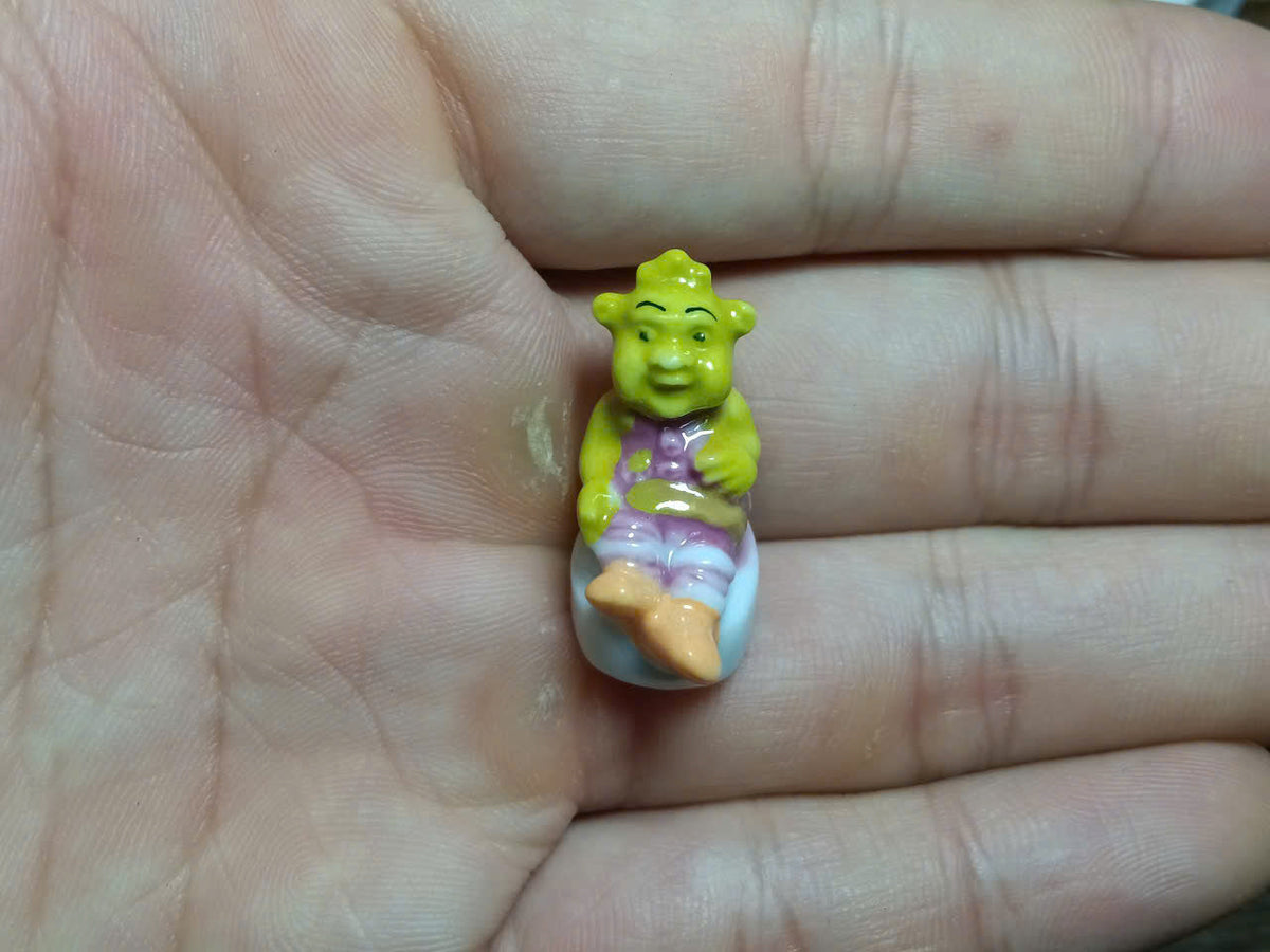 Shrek Fève — Porcelain Miniature (Choose Your Character)