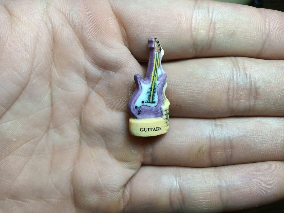 Les Instruments de Musique – Porcelain Fève Collection