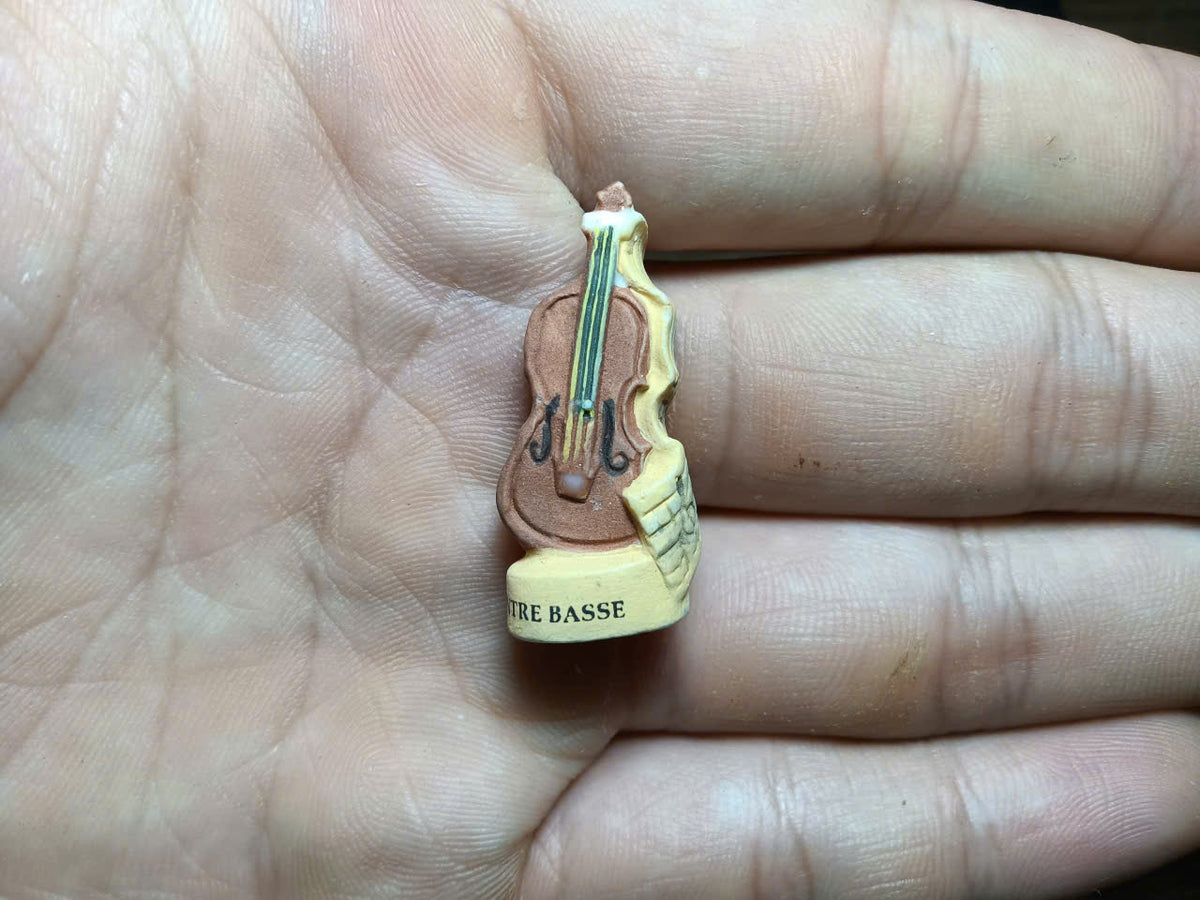 Les Instruments de Musique – Porcelain Fève Collection