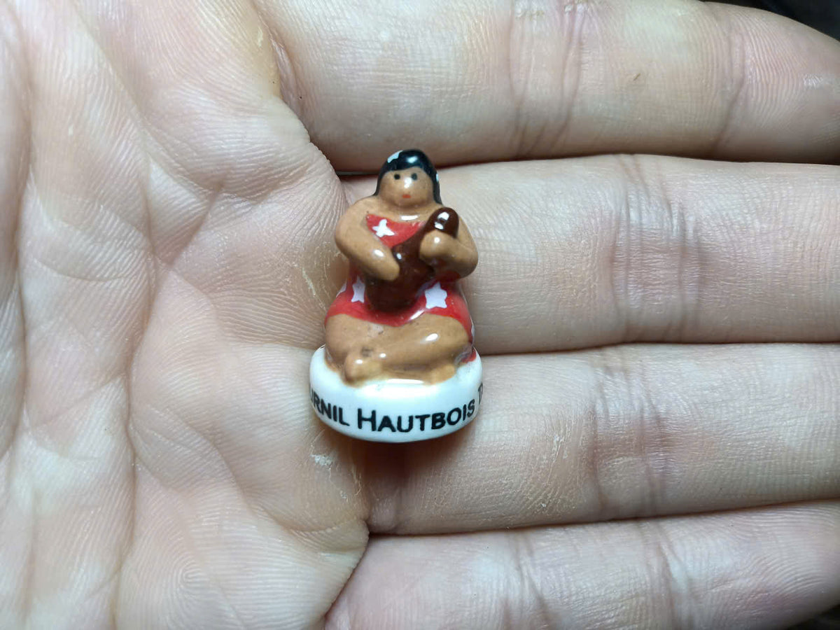 Tahitian Lady Fève Set | Handmade Porcelain Miniature Figurines