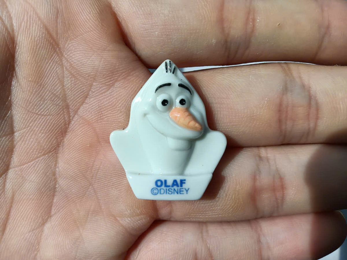 Disney Frozen Hexagon Porcelain Fève – La Reine des Neiges – Single Piece