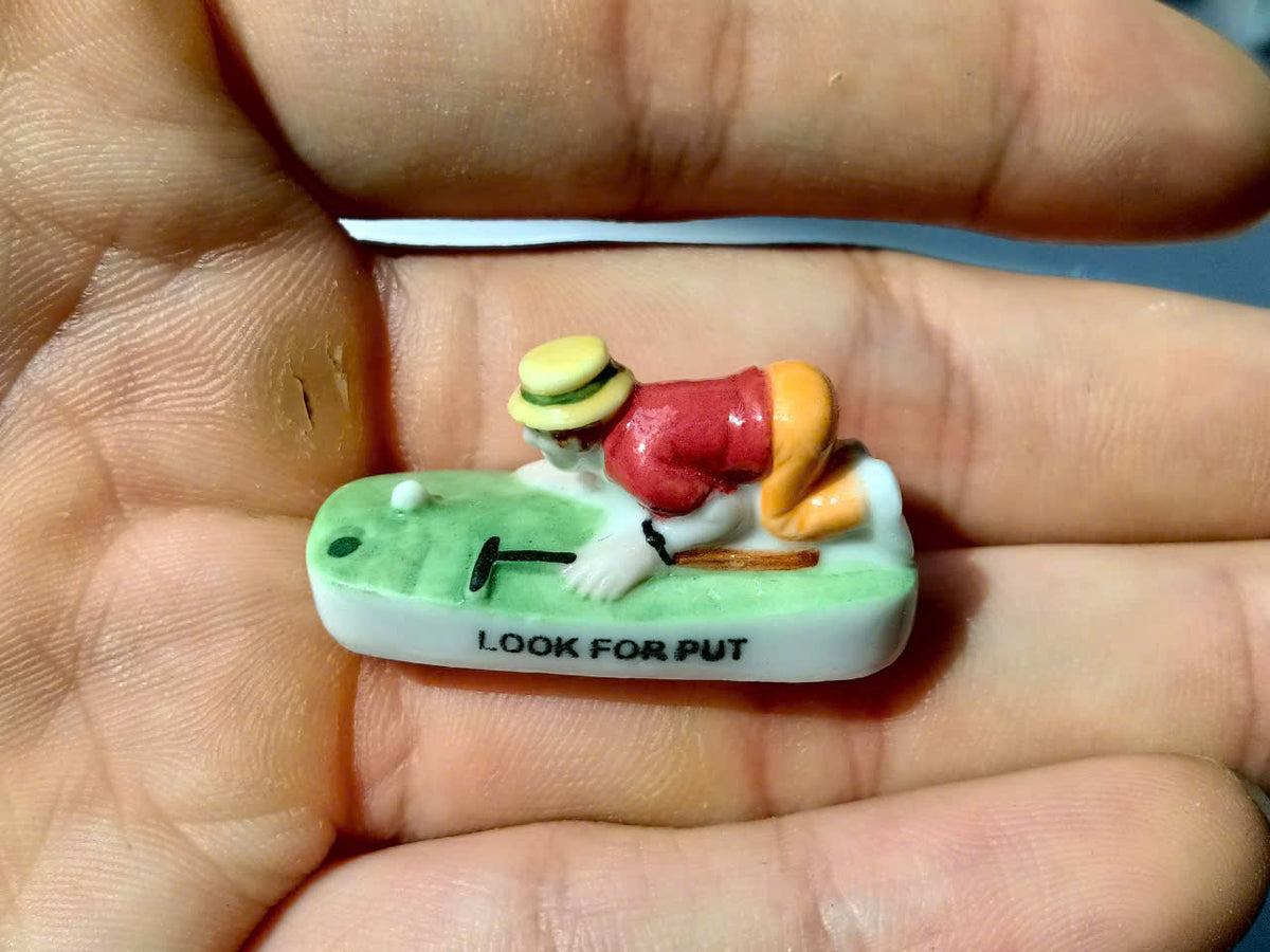 Golf Humour Porcelain Fève – Single Piece