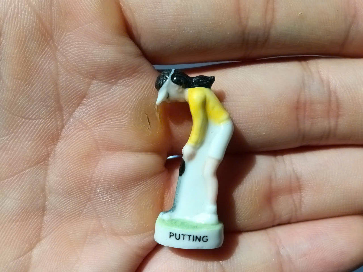 Golf Humour Porcelain Fève – Single Piece