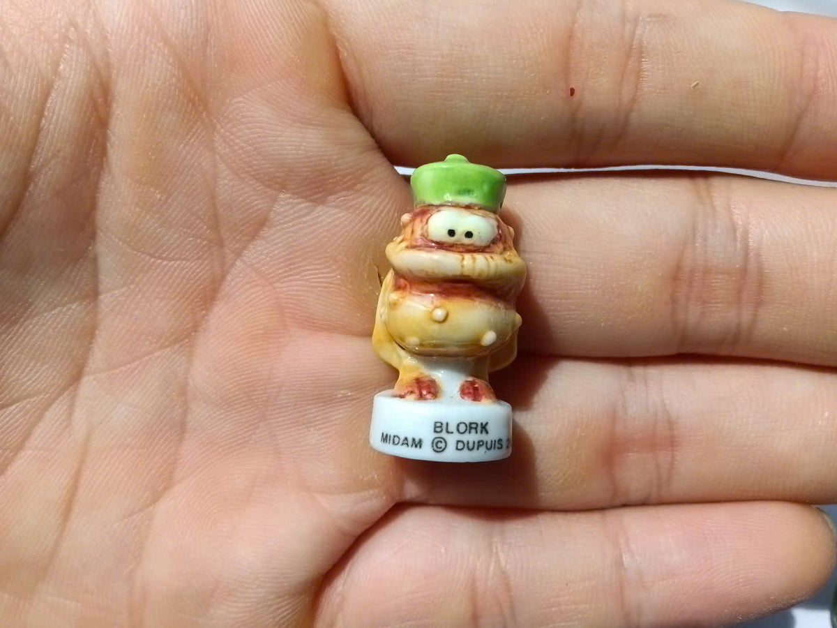 Blondin Porcelain Fève Set – 10 Collectible Figurines