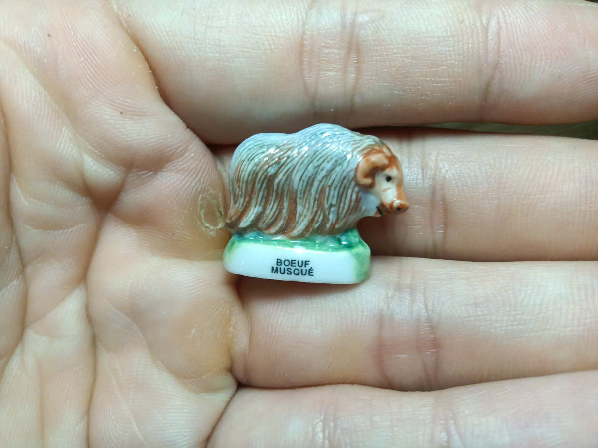 French Cattle Porcelain Fève – Single Piece | Hand-Painted Collectible Figurine