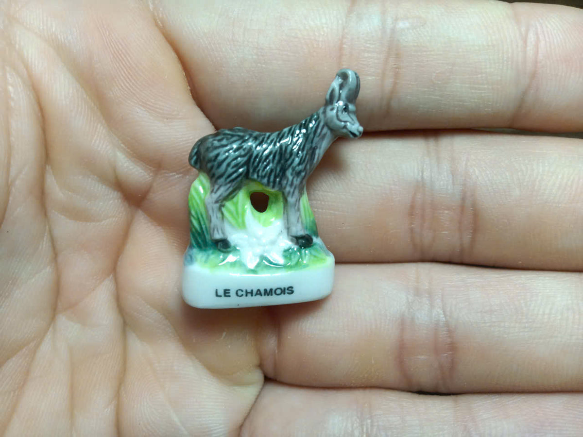 Mountain & Grassland Animals Porcelain Fève Set – 10 Pieces