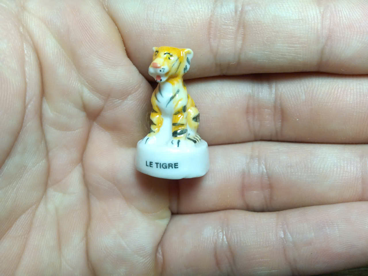 WWF Wildlife Porcelain Fève Set – 10 Pieces