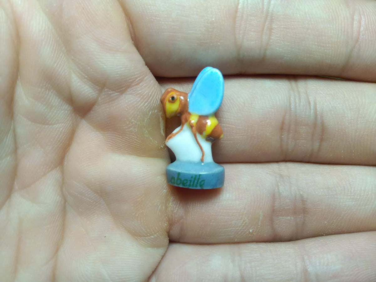 Garden Insects Porcelain Fève – Single Piece (Hand-Painted Miniature)