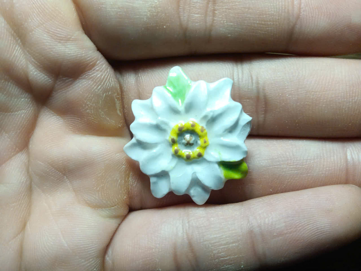 Flower Porcelain Fève – Single Piece (Hand-Painted Miniature)