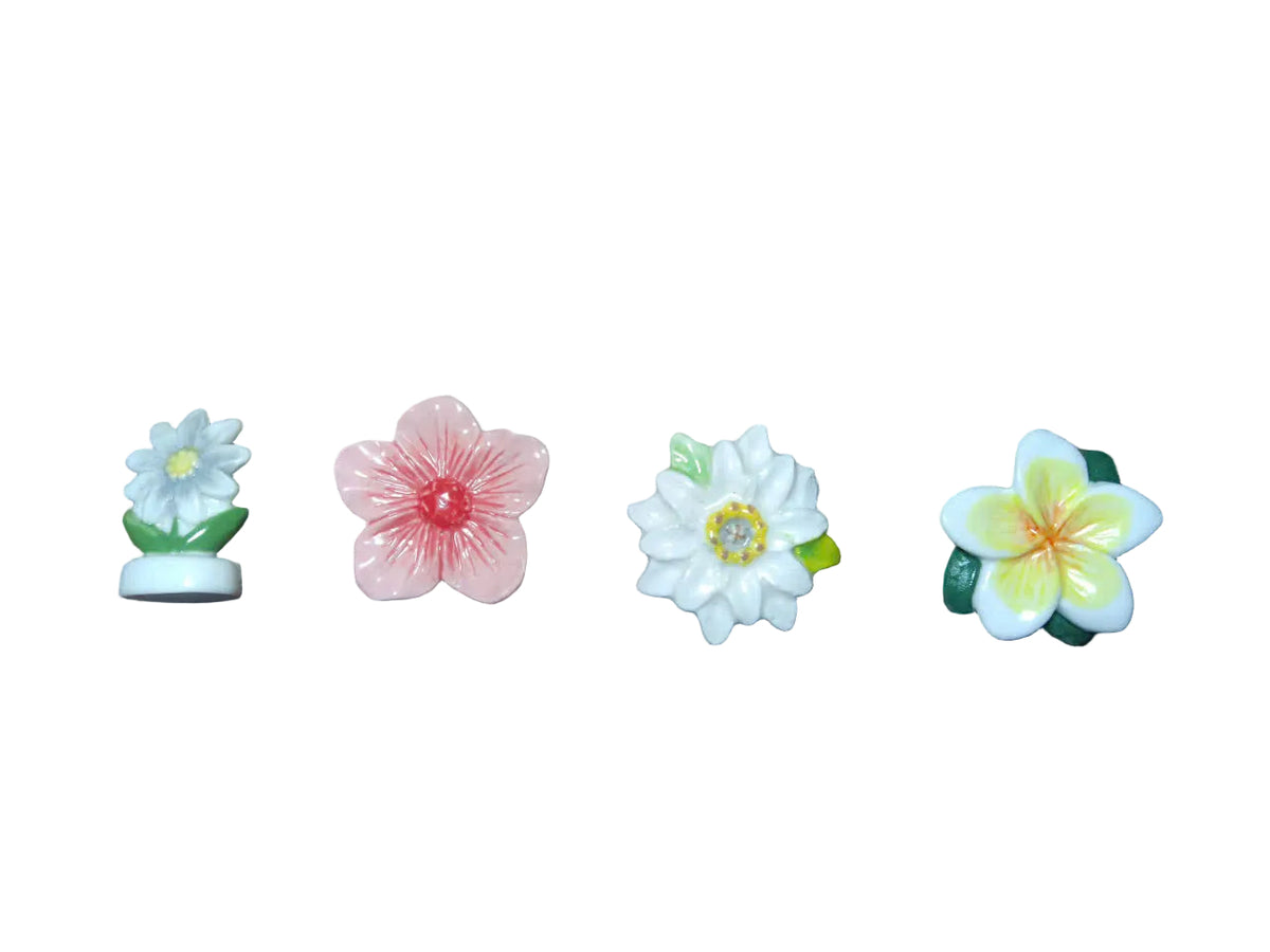 Flower Porcelain Fève – Single Piece (Hand-Painted Miniature)