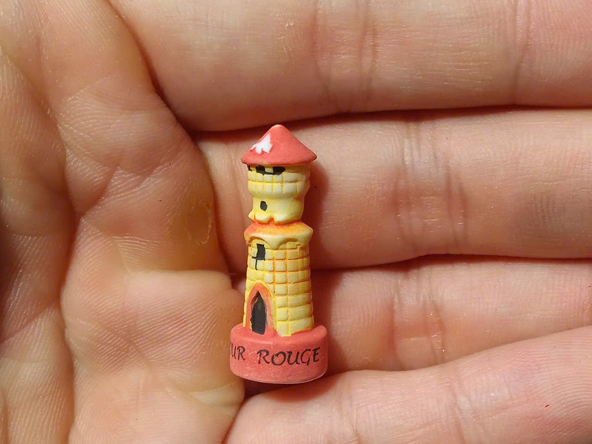 French Medieval Chess Fève Set – Hand-Painted Porcelain Miniatures (11 Pieces)