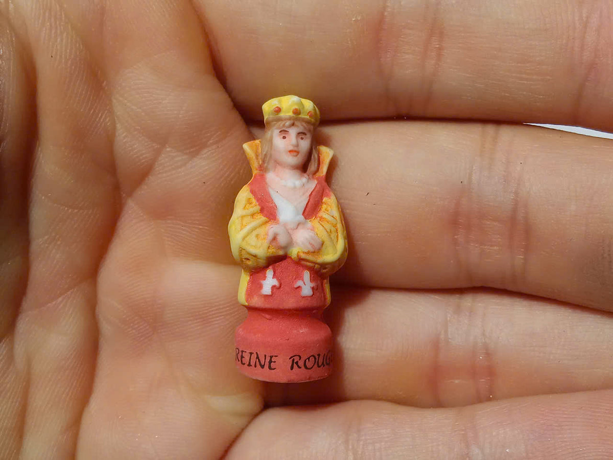 French Medieval Chess Fève Set – Hand-Painted Porcelain Miniatures (11 Pieces)