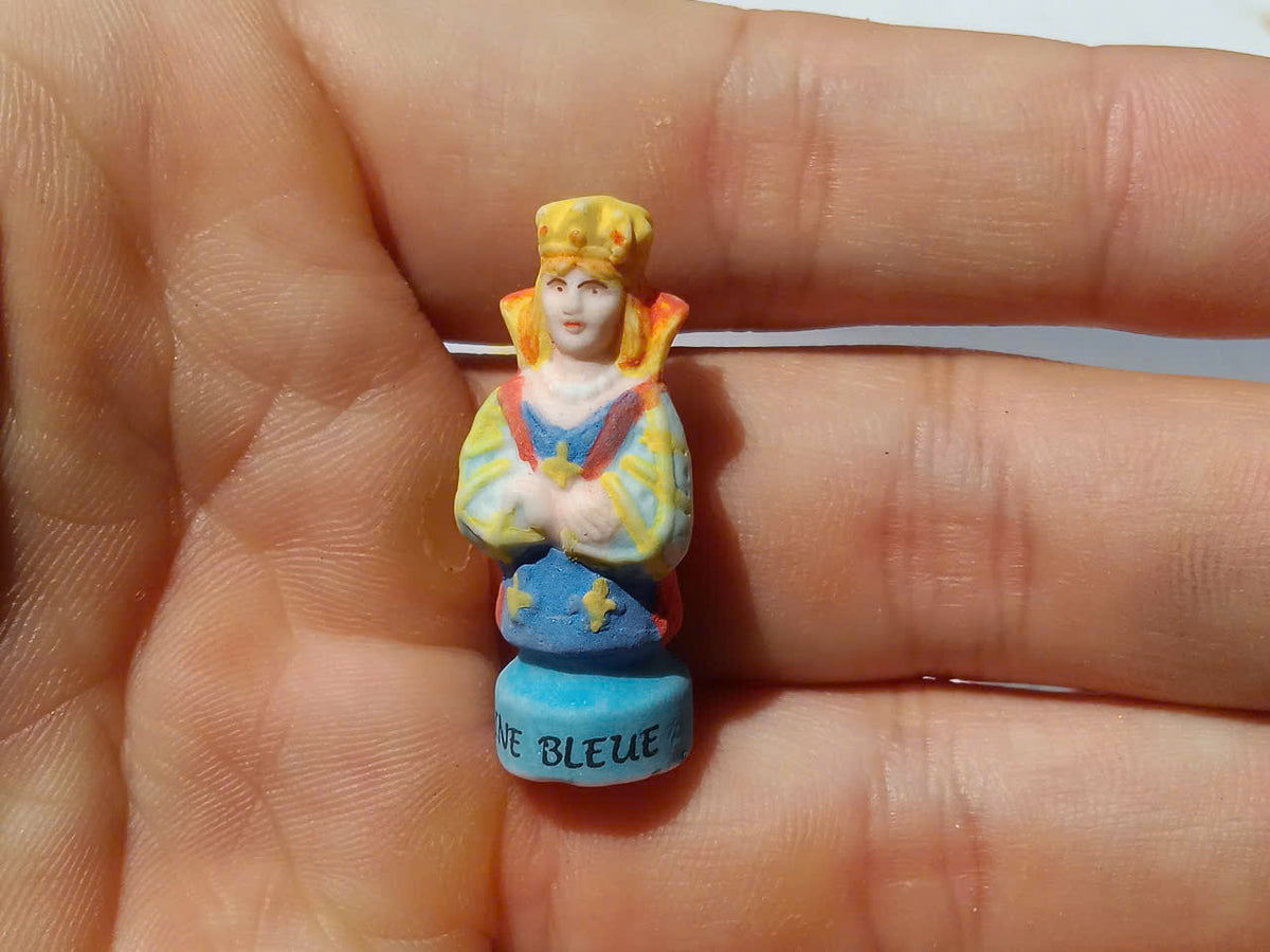 French Medieval Chess Fève Set – Hand-Painted Porcelain Miniatures (11 Pieces)