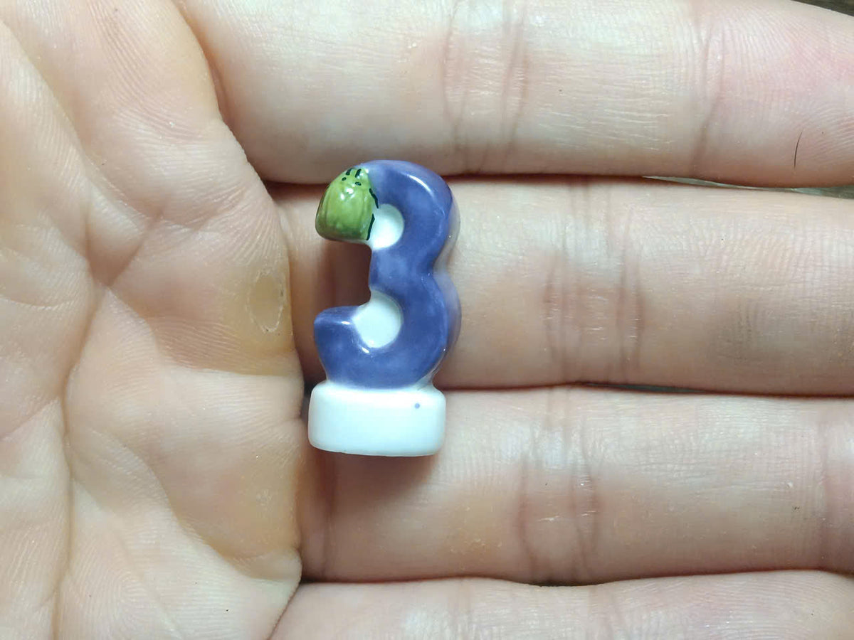 Number Bugs Porcelain Fève – Single Piece | Hand-Painted Insect Numbers Collectible Figurine