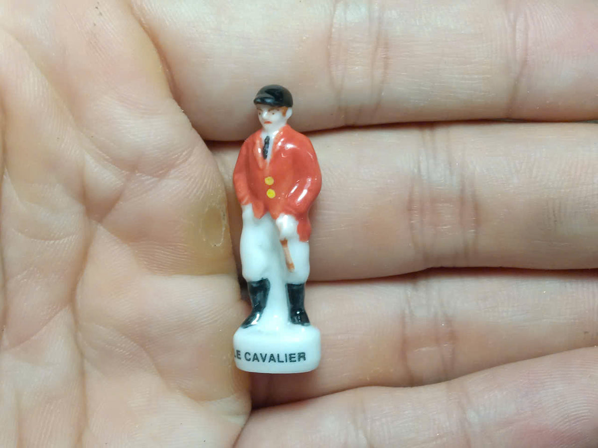 Royal Court & Carnival Porcelain Fève – Single Piece | Hand-Painted French Royalty Figurine