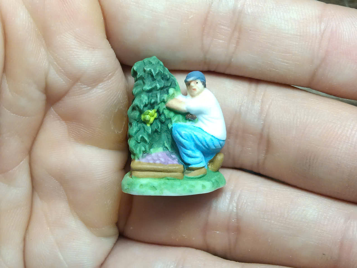 French Vendange Porcelain Fève – Single Piece | Hand-Painted Grape Harvest Figurine