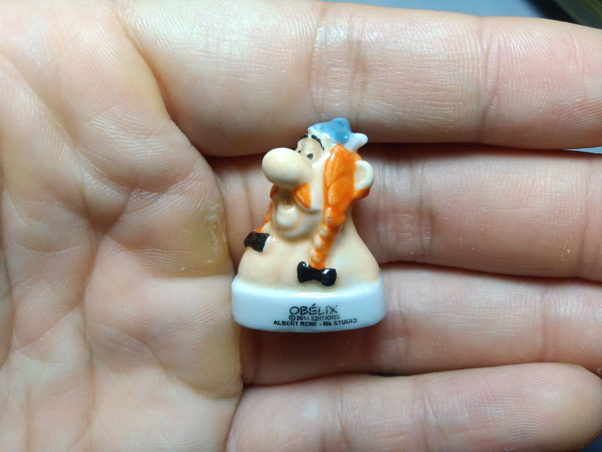 French Astérix & Friends Fève Set – Hand-Painted Porcelain Bust Miniatures (12 Pieces)