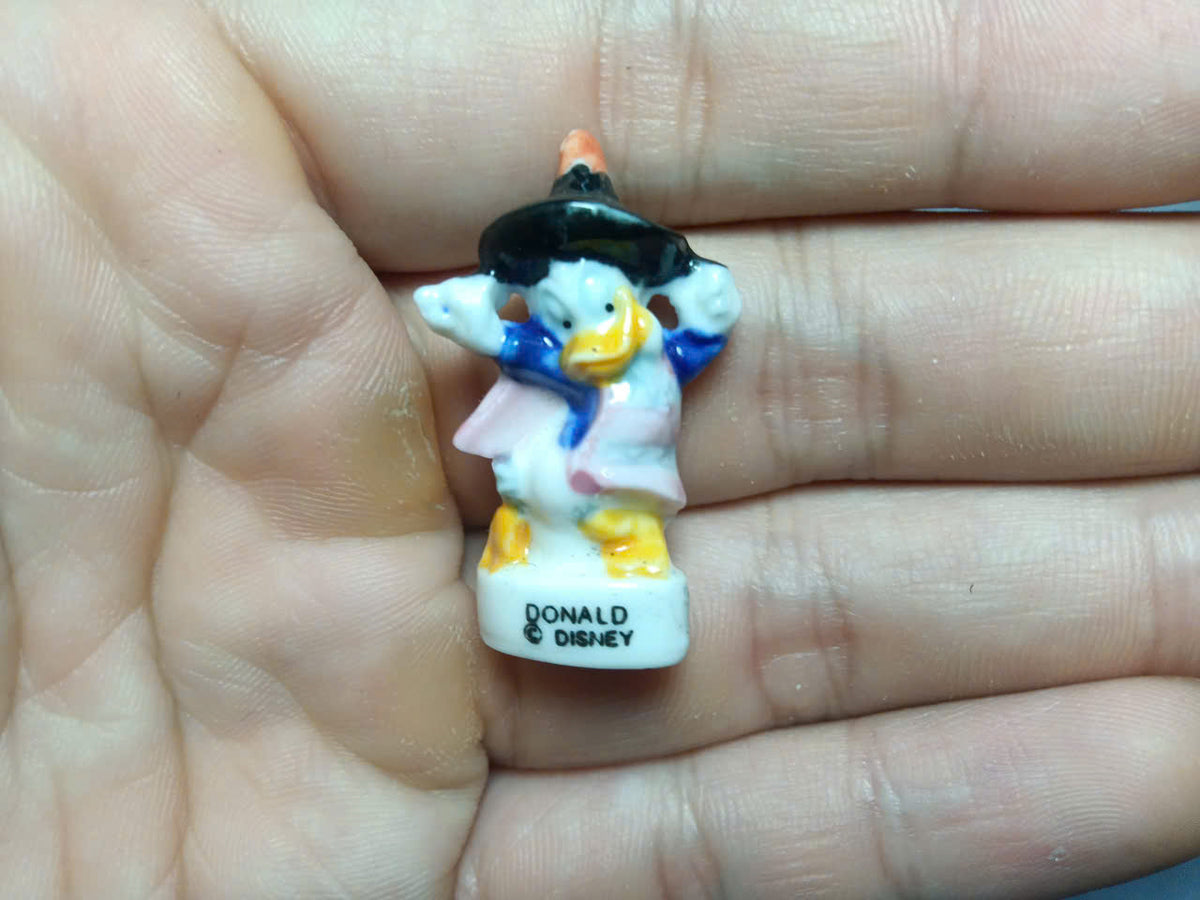 French Disney Donald & Daisy Duck Fève Set – 10 Pieces